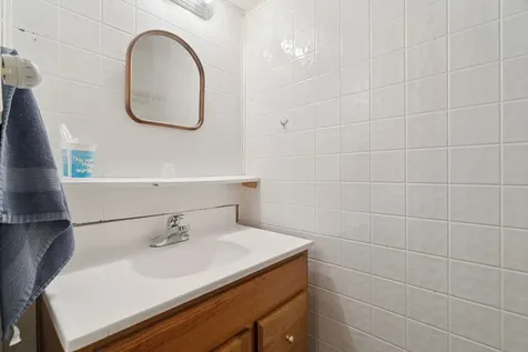 96 Dairy Lane Windsor VT 05089