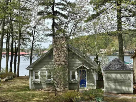 19 Smith Cove Road Gilford NH 03249