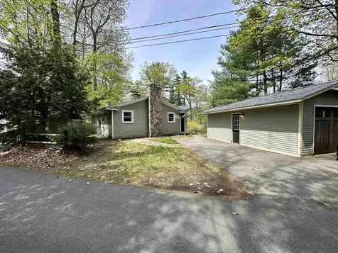 19 Smith Cove Road Gilford NH 03249