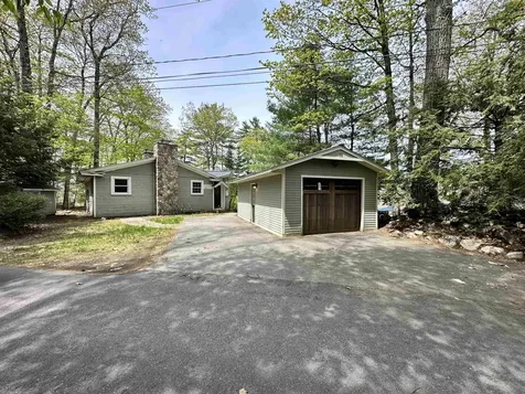 19 Smith Cove Road Gilford NH 03249