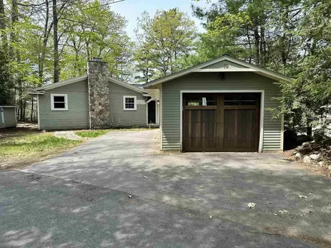 19 Smith Cove Road Gilford NH 03249