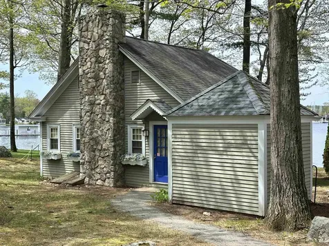 19 Smith Cove Road Gilford NH 03249