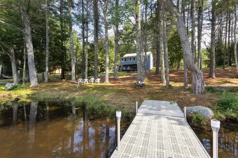 18b Lakeview Drive Northwood NH 03261