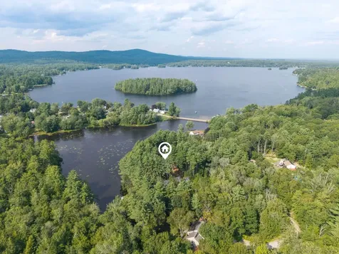 18b Lakeview Drive Northwood NH 03261