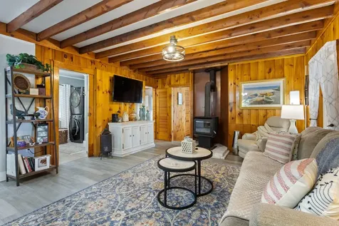 18b Lakeview Drive Northwood NH 03261