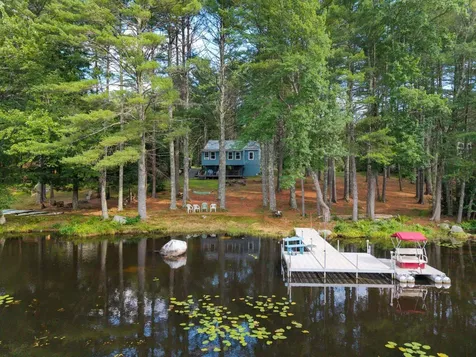 18b Lakeview Drive Northwood NH 03261