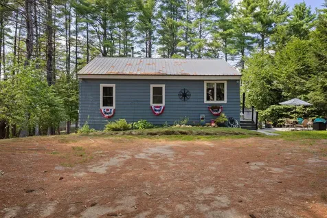 18b Lakeview Drive Northwood NH 03261