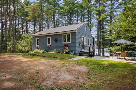 18b Lakeview Drive Northwood NH 03261