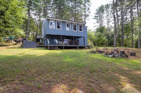18b Lakeview Drive Northwood NH 03261