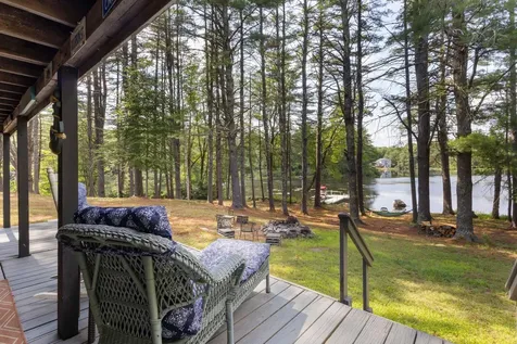 18b Lakeview Drive Northwood NH 03261