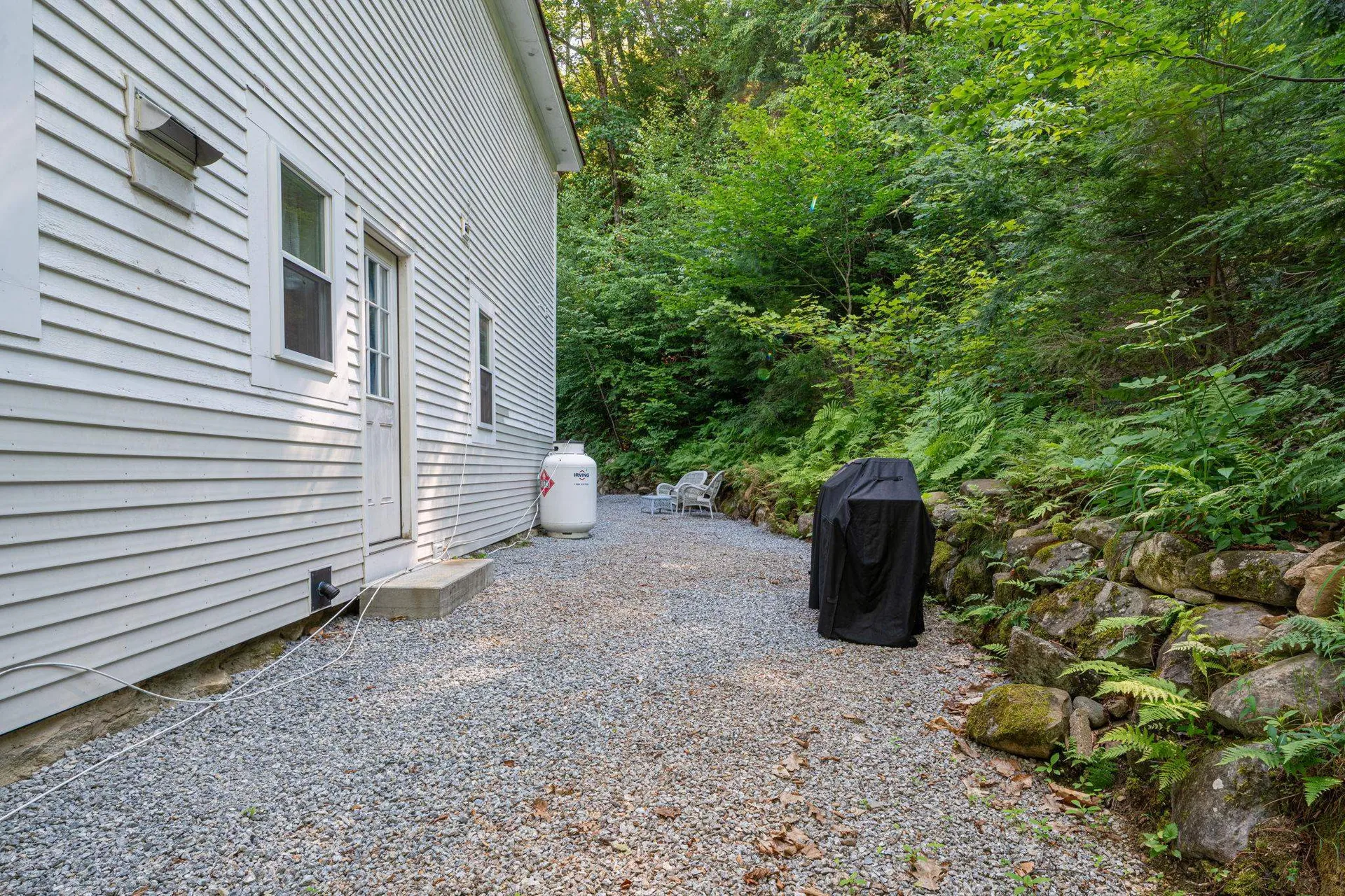 16 Meetinghouse Hill Road New Boston NH 03070