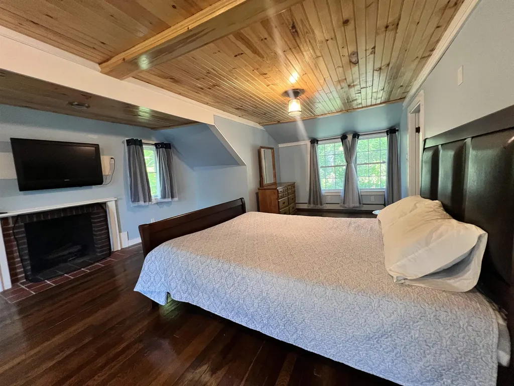 24 Ball Park Road Goshen NH 03752