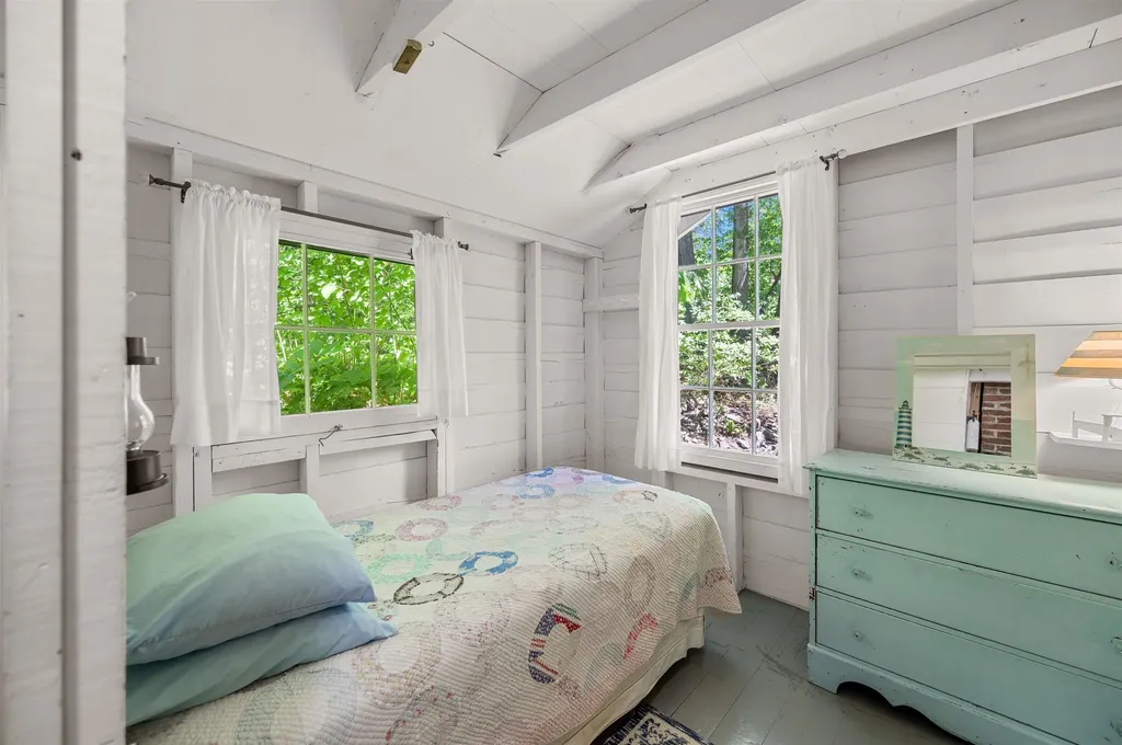 335 W Shore Road South Hero VT 05486