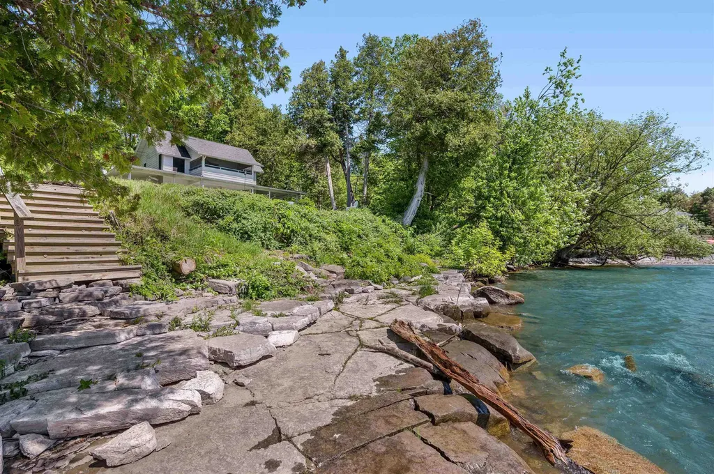 335 W Shore Road South Hero VT 05486