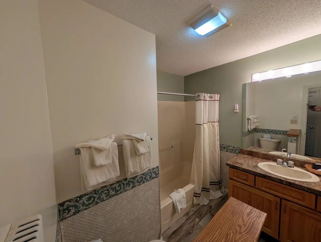 156 Deer Park Drive Woodstock NH 03262