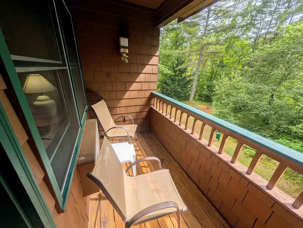 156 Deer Park Drive Woodstock NH 03262