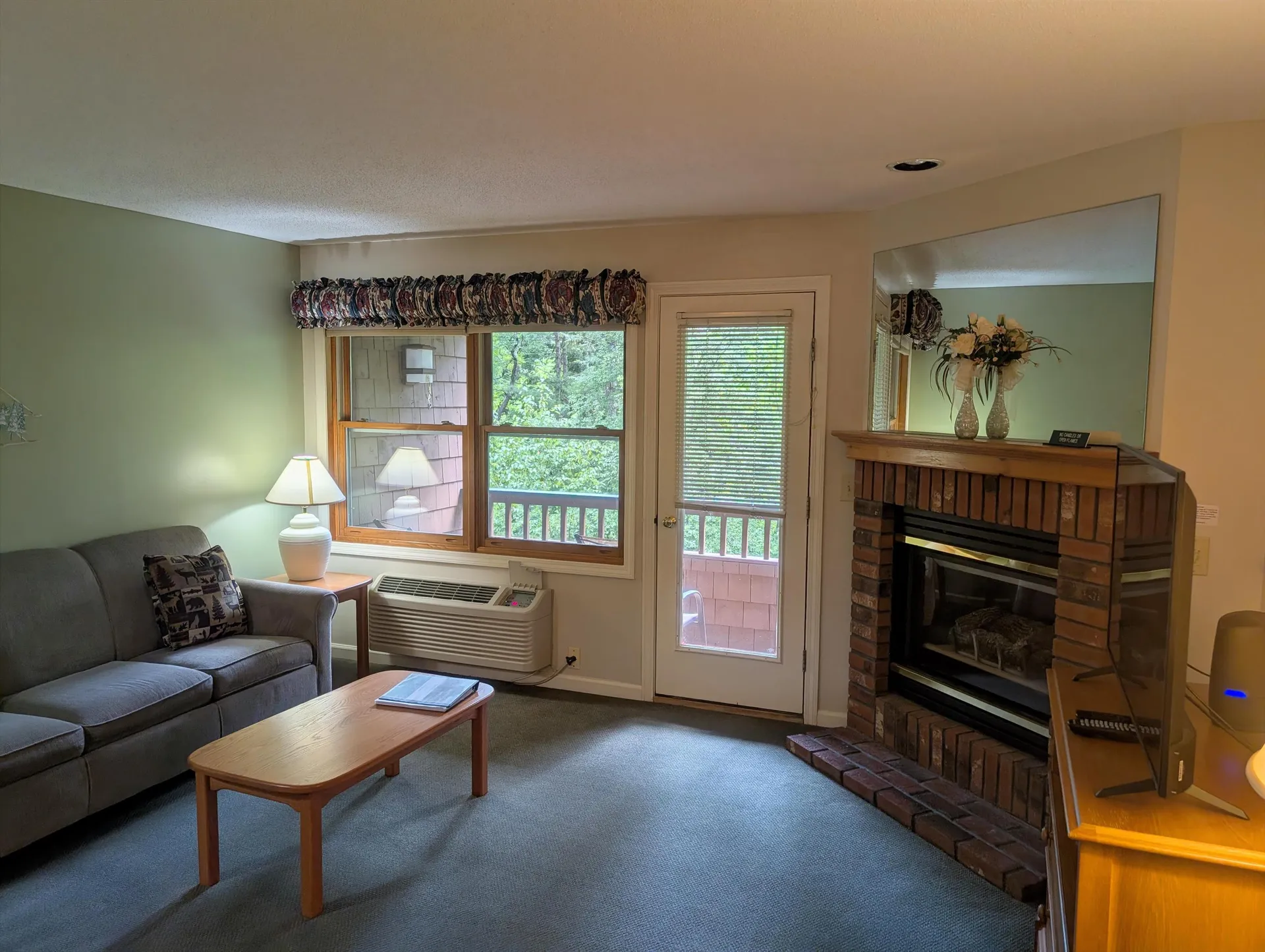 156 Deer Park Drive Woodstock NH 03262