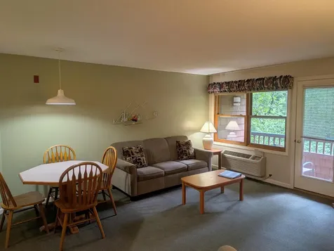 156 Deer Park Drive Woodstock NH 03262