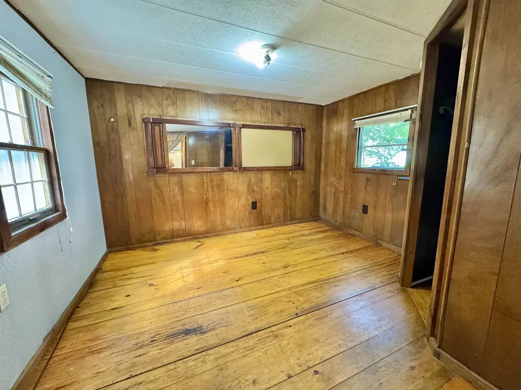 4222 Leighton Hill Road Newbury VT 05081