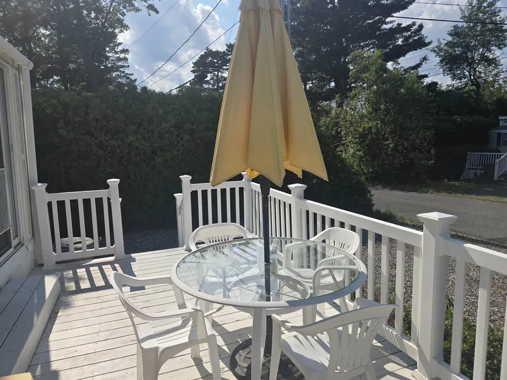 308 State Route 286 Seabrook NH 03874