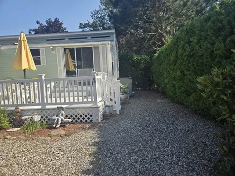 308 State Route 286 Seabrook NH 03874