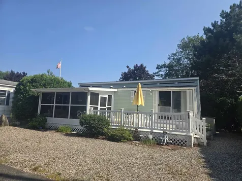 308 State Route 286 Seabrook NH 03874