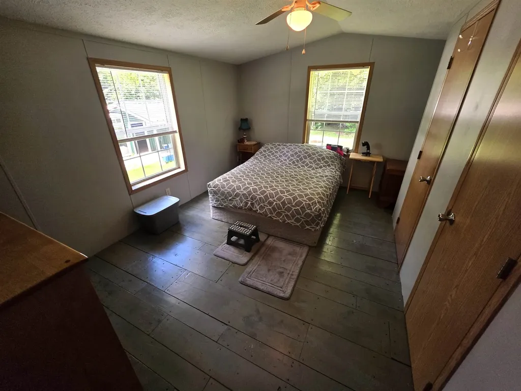 32 Plain Street Barre City VT 05641