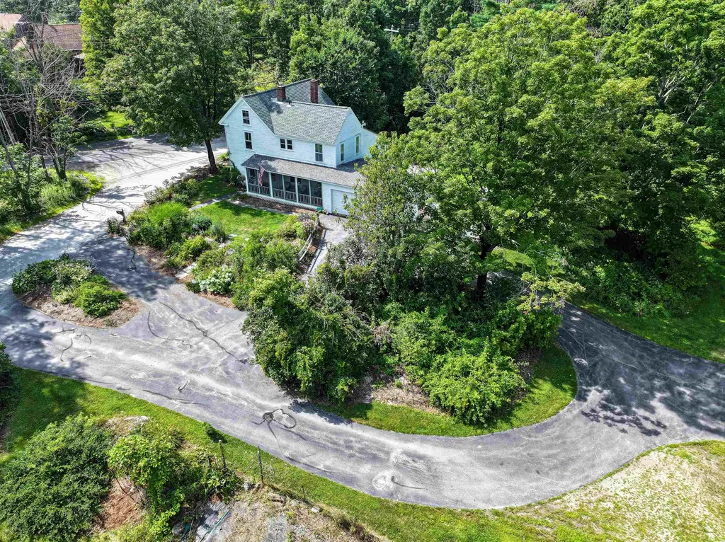 3 Old County Road South Francestown NH 03043