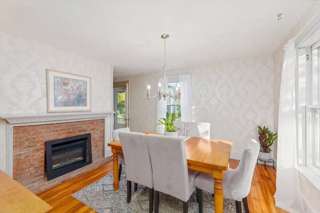 3 Old County Road South Francestown NH 03043