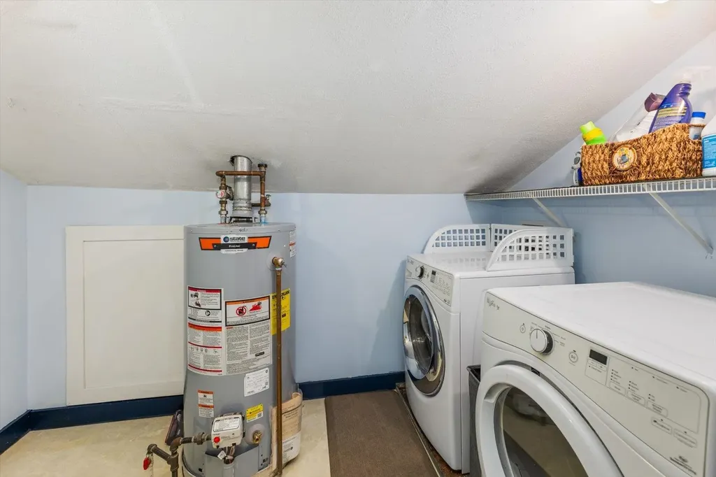 3 Old County Road South Francestown NH 03043