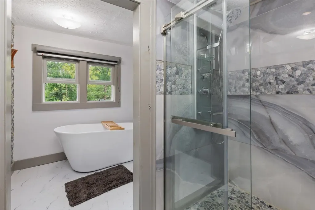 3 Old County Road South Francestown NH 03043