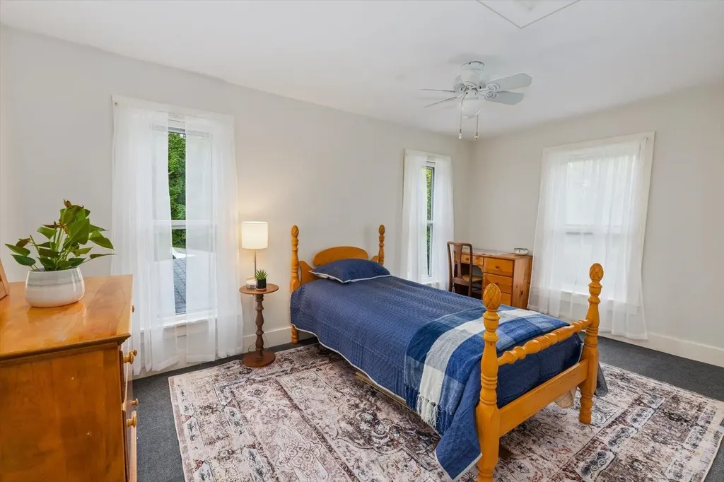 3 Old County Road South Francestown NH 03043