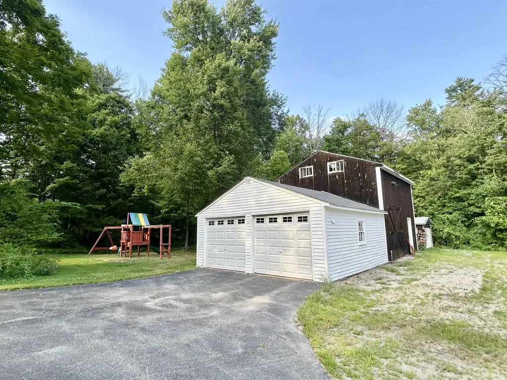 3 Old County Road South Francestown NH 03043