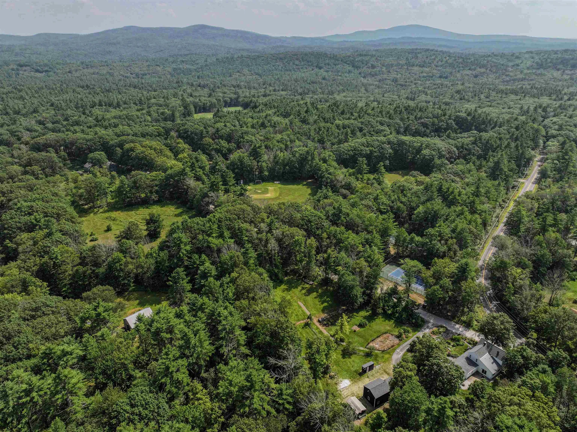3 Old County Road South Francestown NH 03043