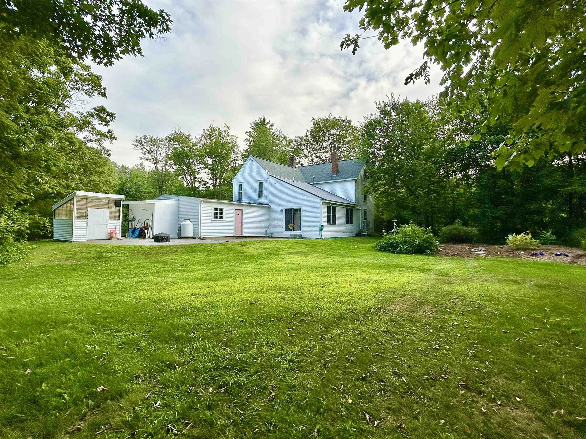 3 Old County Road South Francestown NH 03043