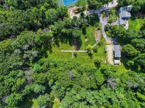 3 Old County Road South Francestown NH 03043