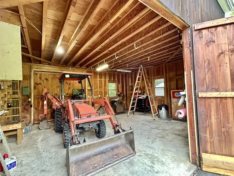 3 Old County Road South Francestown NH 03043