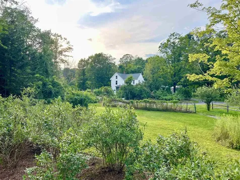 3 Old County Road South Francestown NH 03043