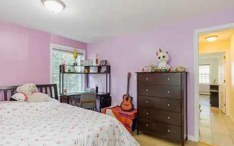 17 Leahy Road Keene NH 03431