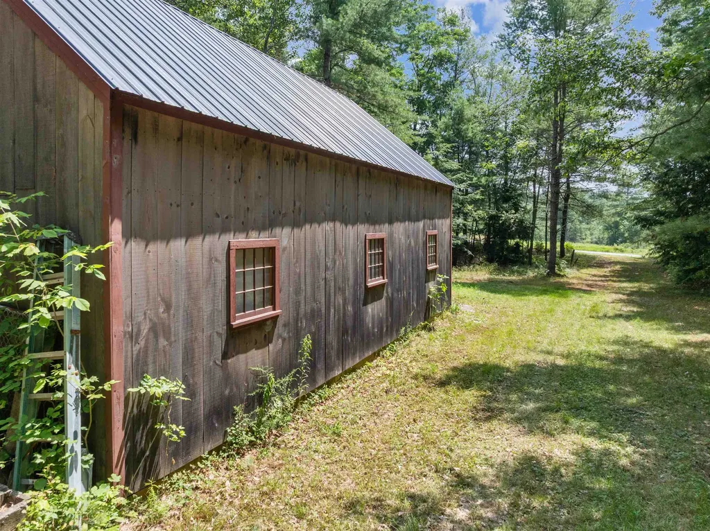 8 Jodi Drive Belmont NH 03220