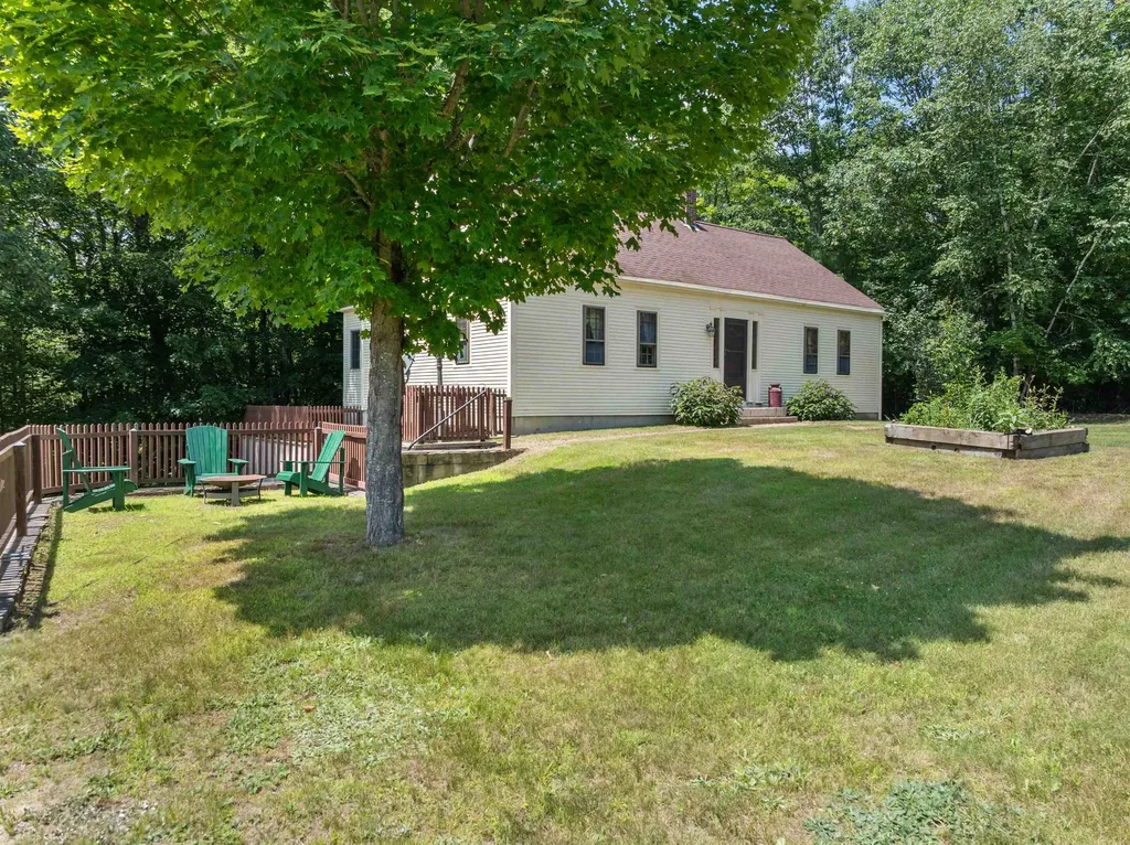 8 Jodi Drive Belmont NH 03220