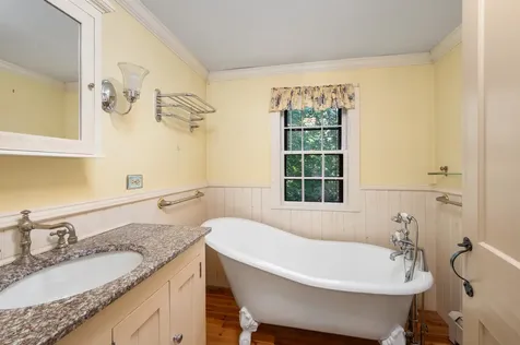 8 Jodi Drive Belmont NH 03220