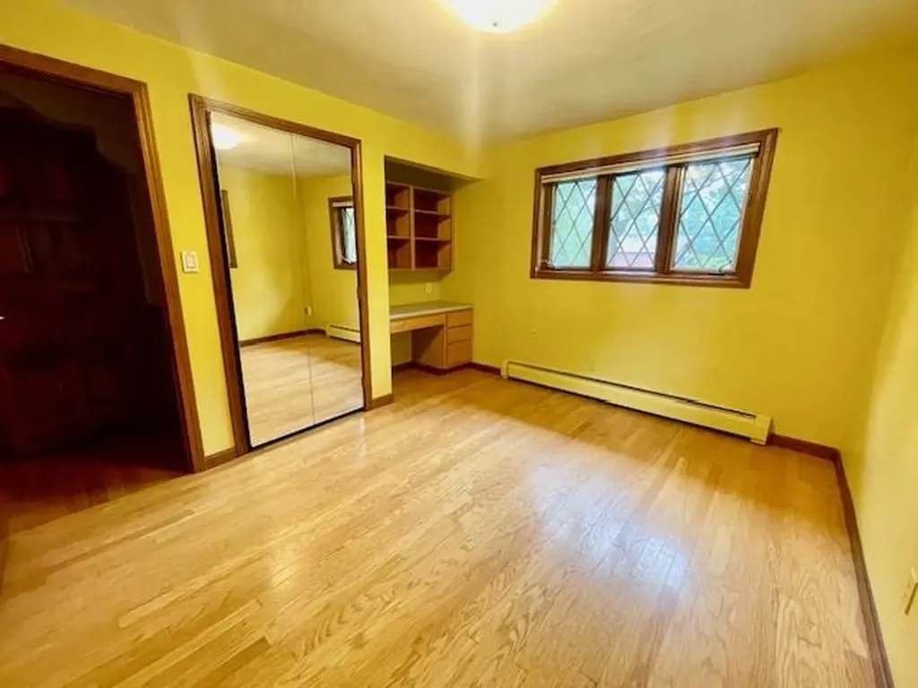 29 Hubbard Grove Road Shelburne NH 03581
