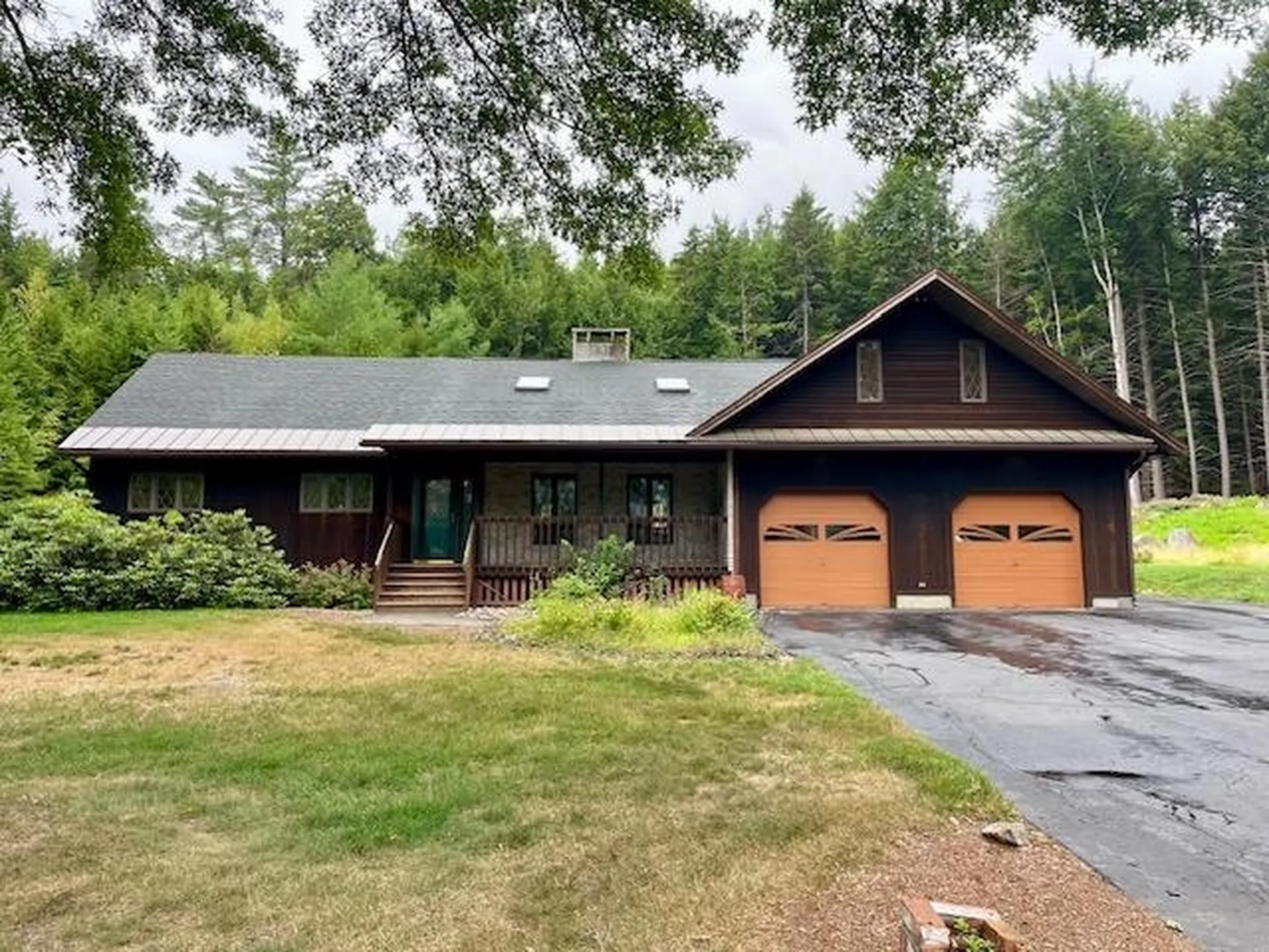 29 Hubbard Grove Road Shelburne NH 03581