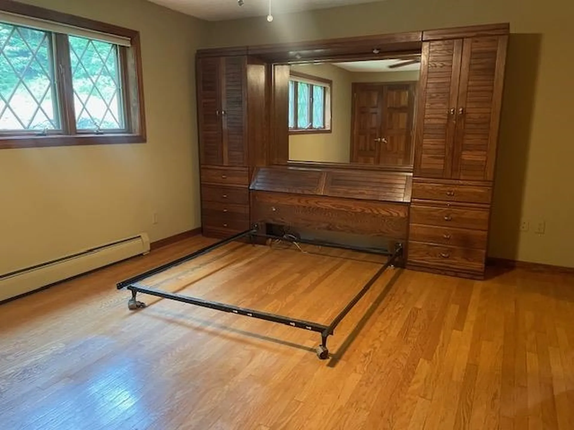 29 Hubbard Grove Road Shelburne NH 03581