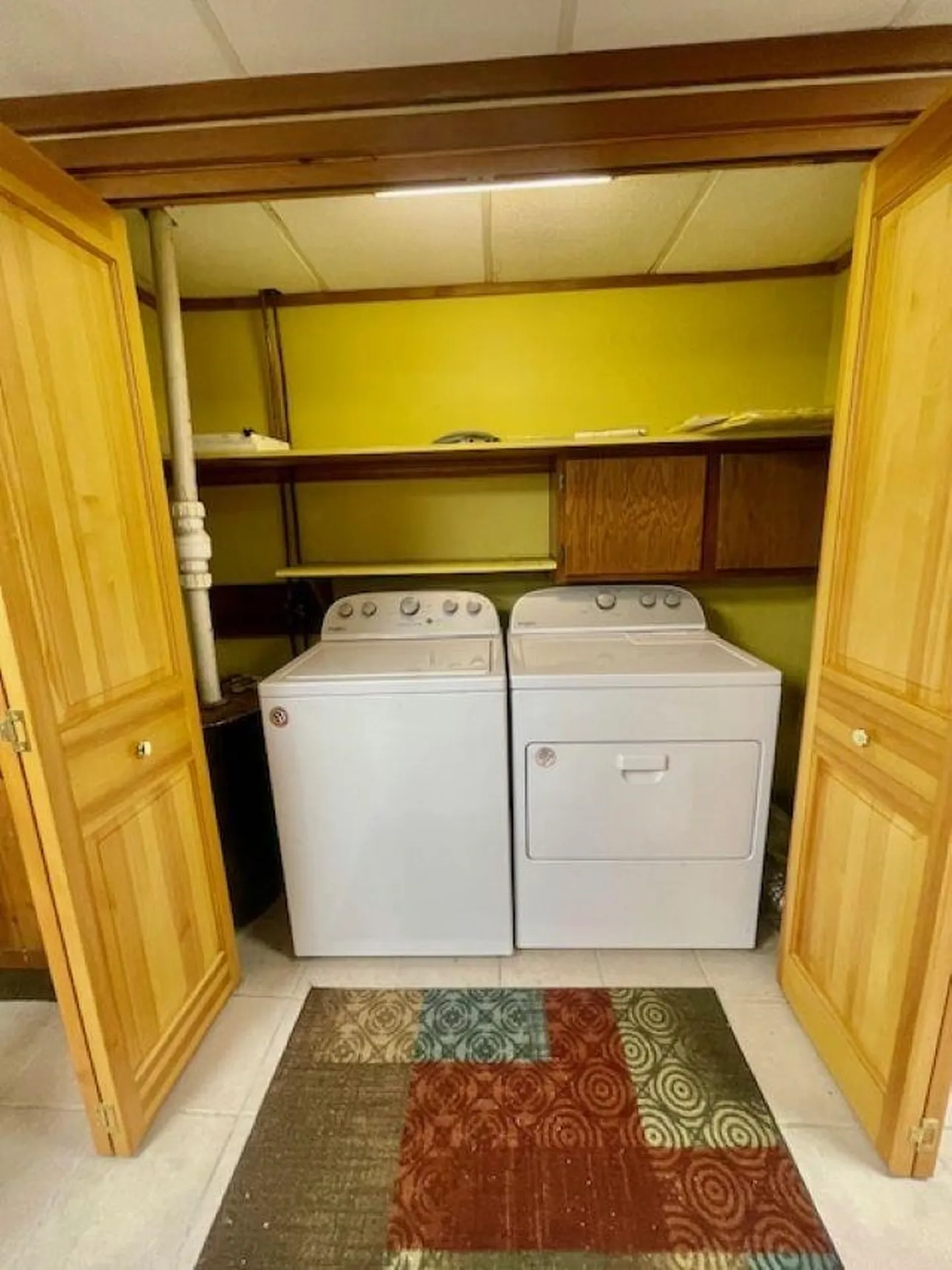 29 Hubbard Grove Road Shelburne NH 03581