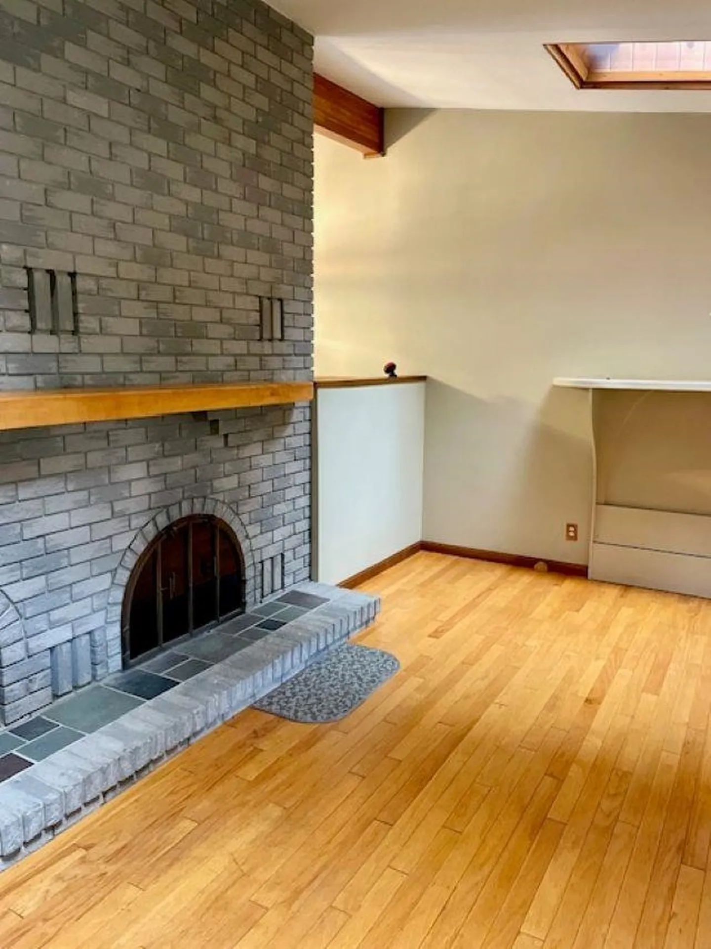 29 Hubbard Grove Road Shelburne NH 03581