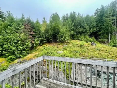 29 Hubbard Grove Road Shelburne NH 03581