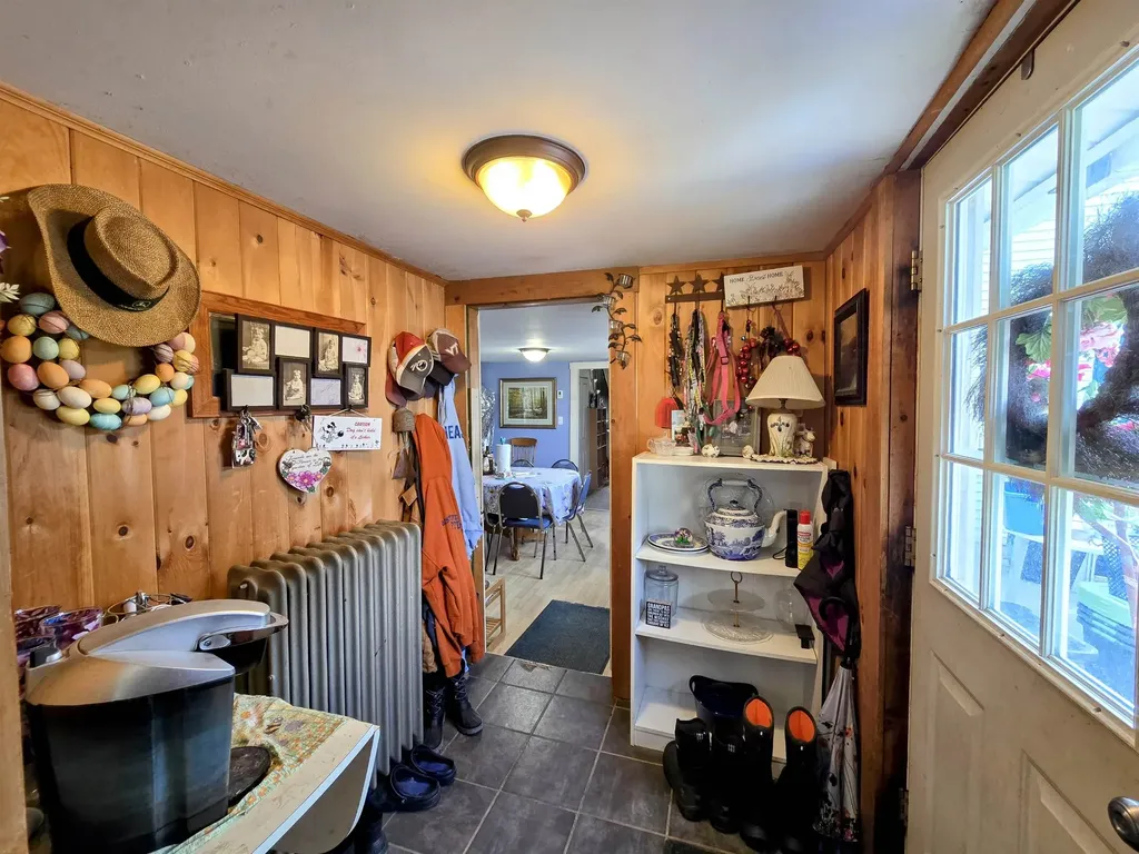 6680 Route 5, S Newbury VT 05051