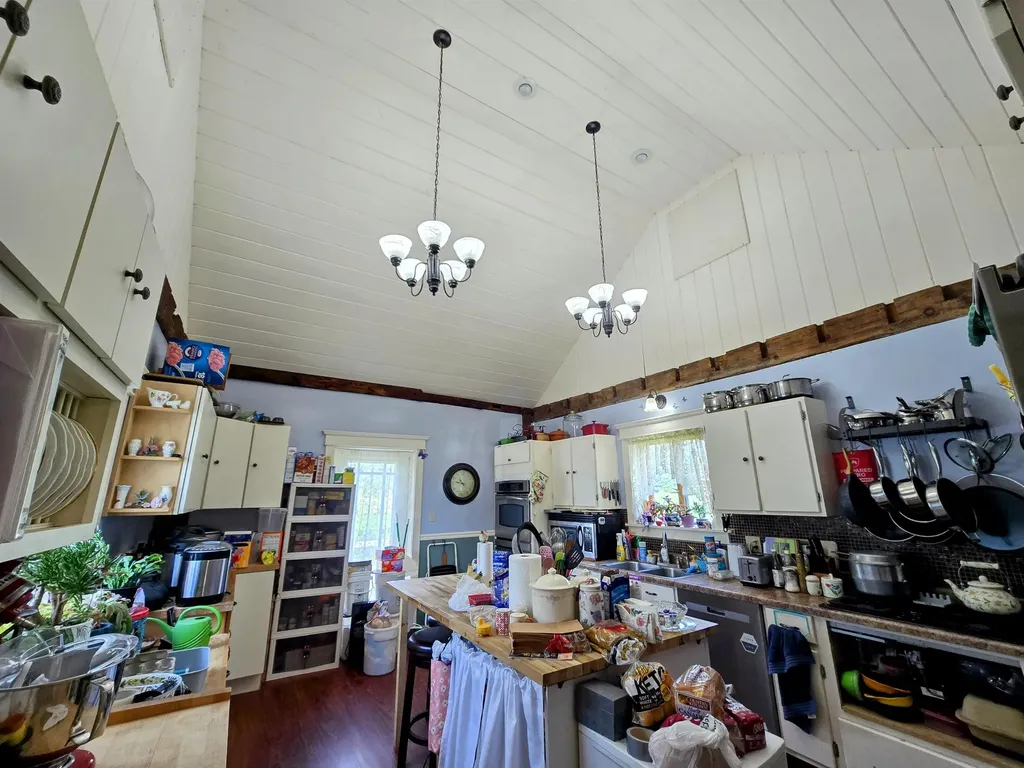 6680 Route 5, S Newbury VT 05051